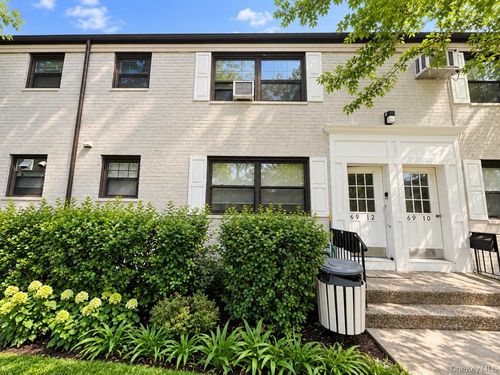 b-69-12 138th St, Flushing, NY, 11367-1632 | Card Image