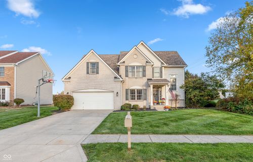 1023 Red Dunes Run, Avon, IN, 46123-9374 | Card Image