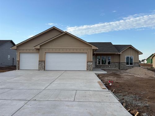 136 E Hickam St, Derby, KS, 67037-2322 | Card Image