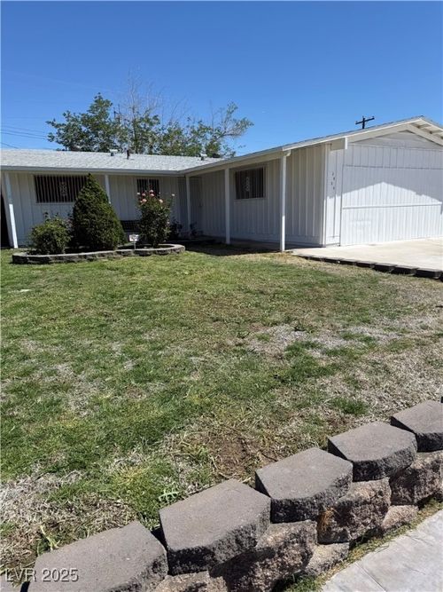 2824 Alcoa Ave, Las Vegas, NV, 89102-6023 | Card Image