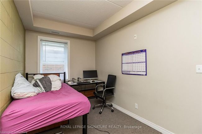101 - 253 Lester St, House attached with 5 bedrooms, 2 bathrooms and null parking in Waterloo ON | Image 24