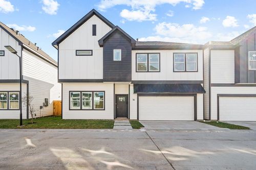 16-6702 Metro Blvd, Houston, TX, 77083-8075 | Card Image