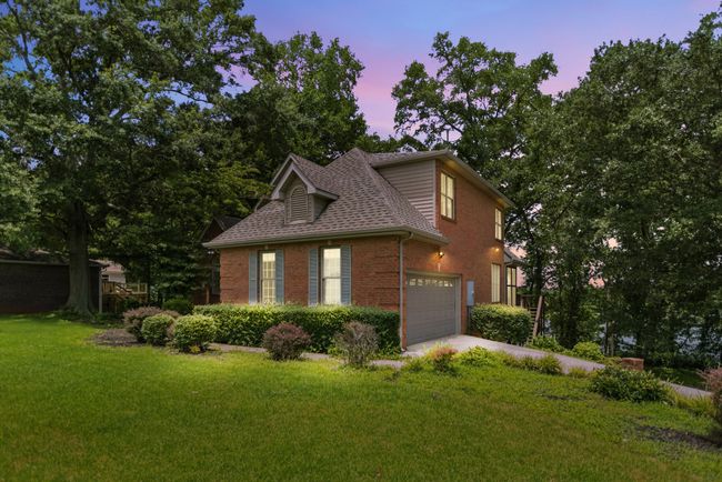 208 Loop Dr, House other with 4 bedrooms, 4 bathrooms and 3 parking in Winchester TN | Image 4