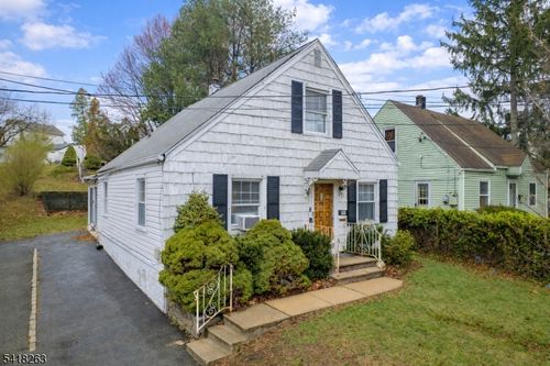 23 Franklin Ave, Montclair, NJ, 07042-2407 | Card Image