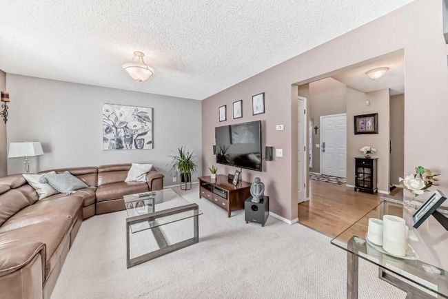 281 Mt Brewster Circle Se, Home with 4 bedrooms, 2 bathrooms and 4 parking in Calgary AB | Image 14
