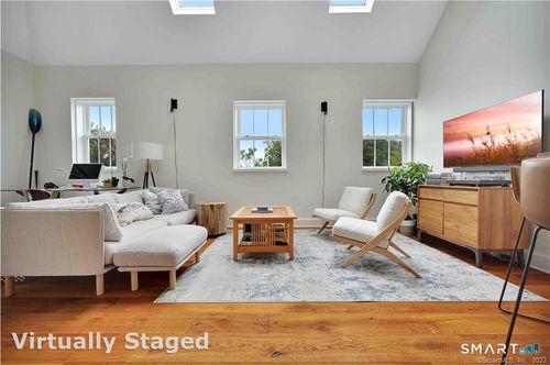 20-6 School St, Stonington, CT, 06378-1440 | Card Image