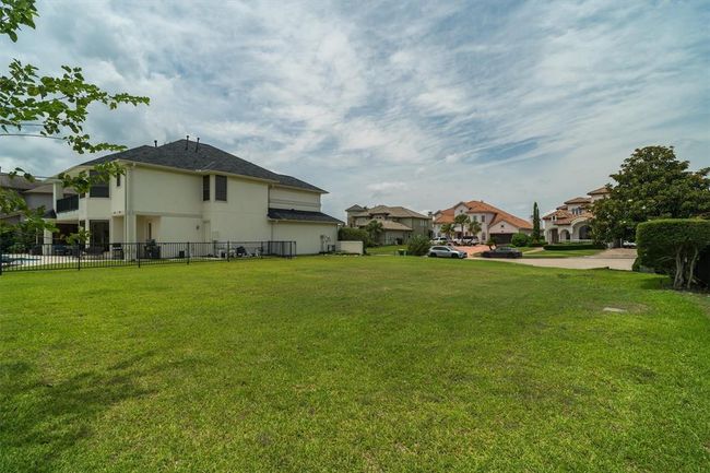 Zoned to the highly accredited Clear Creek Independent School District. Easy access to 146, to take you to Houston or Galveston. | Image 10