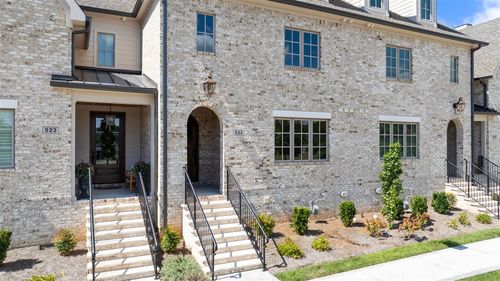 533 Park West Ln, Bowling Green, KY, 42101 | Card Image