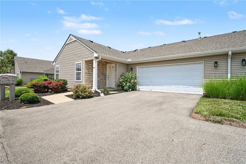 428 Bending Branch Ln, Miamisburg, OH, 45342 | Card Image