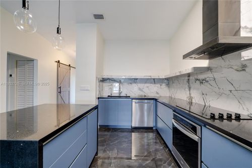 14805 Sw 74th Ln, Miami, FL, 33193-1140 | Card Image