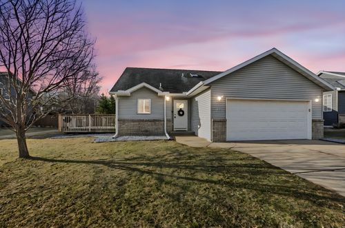 1822 36th St S, Saint Cloud, MN, 56301-4582 | Card Image