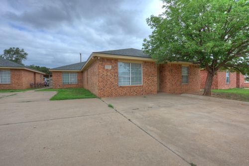 a-1108 82nd St, Lubbock, TX, 79423-2558 | Card Image