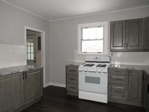 5716 Oakes Ave, Superior, WI, 54880-5767 | Card Image