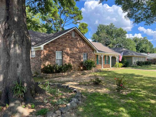 3956 Laurelhill Ln, Bartlett, TN, 38135-1732 | Card Image