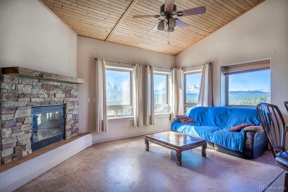 Residential in Walsenburg 4