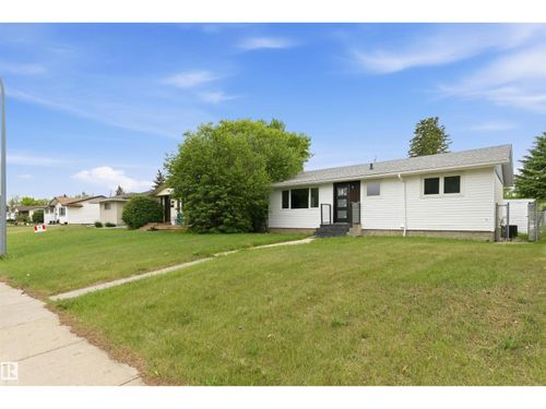 8328 165 St Nw, Edmonton, AB, T5R2R4 | Card Image