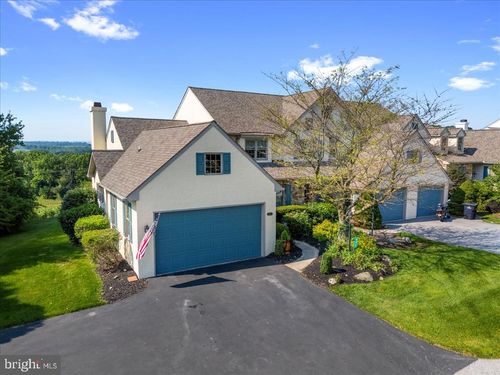 641 Homestead Dr, ELVERSON, PA, 19520-9275 | Card Image