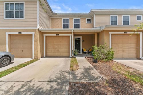 8104 Downpatrick Ct, TAMPA, FL, 33610-8075 | Card Image