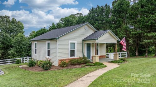 1585 Amherst Rd, Morganton, NC, 28655-8936 | Card Image