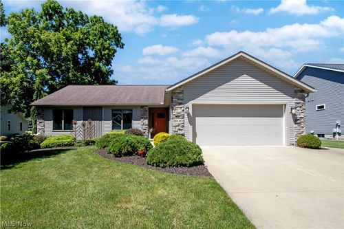 5110 Crooked Creek Dr, Wooster, OH, 44691-1062 | Card Image