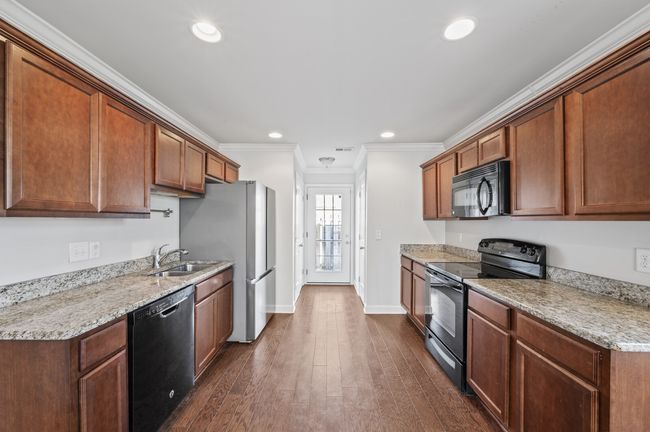 Granite counters ~ Pantry | Image 7