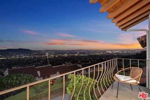 1703 Camino De Villas, Burbank, CA, 91501 | Card Image