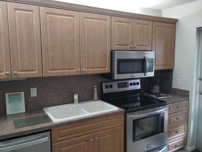 APT-218B - 4502 N Federal Hwy, Condo with 2 bedrooms, 2 bathrooms and null parking in Lighthouse Point FL | Image 5