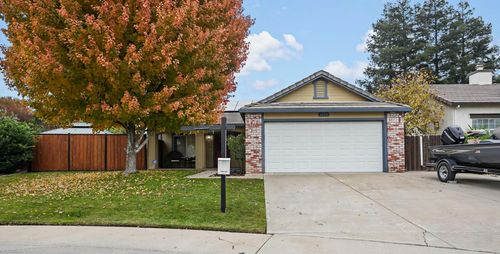 6130 Mcdevitt Drive, Riverbank, CA, 95367 | Card Image