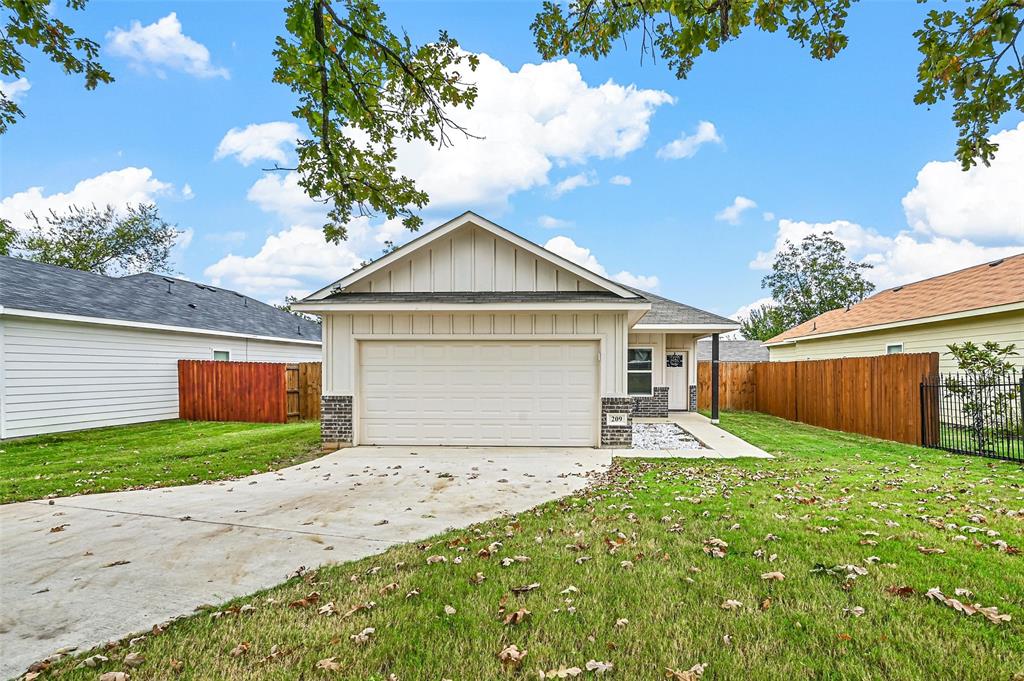 Baugh St, Alvarado, TX 76009