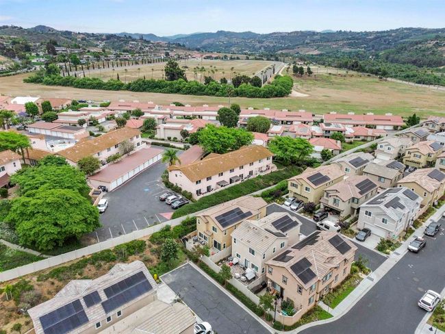 APT-38 - 31916 Del Cielo Este, Condo with 2 bedrooms, 2 bathrooms and 2 parking in Bonsall CA | Image 7