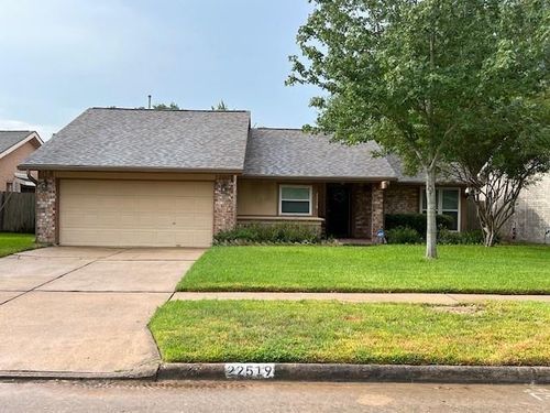 22519 Braken Manor Ln, Katy, TX, 77449-3539 | Card Image