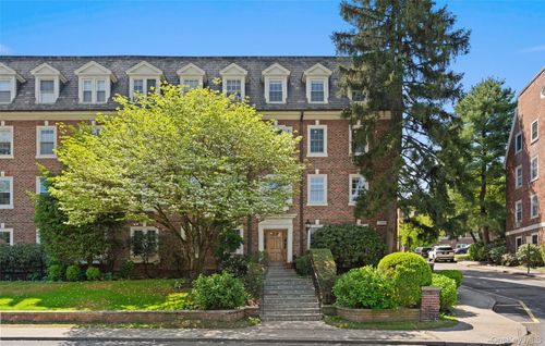 4d-2 Alden Pl, Bronxville, NY, 10708-4838 | Card Image