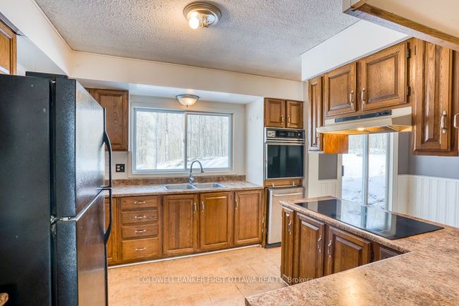 739 Scotch Corners Rd, House other with 3 bedrooms, 2 bathrooms and 8 parking in Carleton Place ON | Image 10