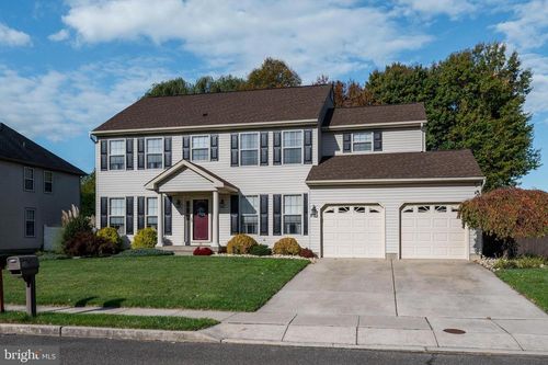 10 Whitehaven Dr, Lumberton, NJ, 08048-5011 | Card Image