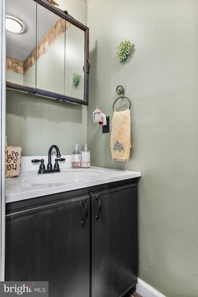 37 E Chestnut Ave, House other with 4 bedrooms, 3 bathrooms and null parking in MERCHANTVILLE NJ | Image 17