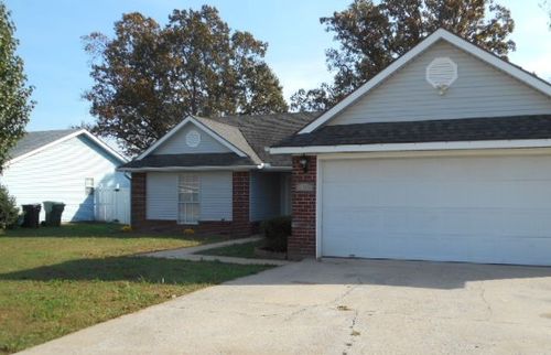 1925 S P St, Rogers, AR, 72758-9157 | Card Image
