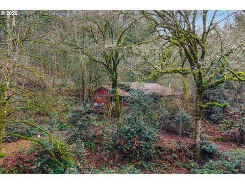 7087 Battle Creek Rd Se, Salem, OR, 97317-9395 | Card Image