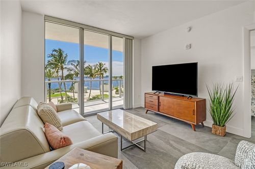 606-3000 Oasis Grand Blvd, FORT MYERS, FL, 33916-1544 | Card Image