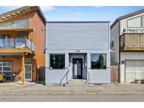 206 Ne 80th Ave, Portland, OR, 97213-7016 | Card Image