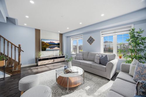 40 Memory Lane, Brampton, ON, L7A0V9 | Card Image