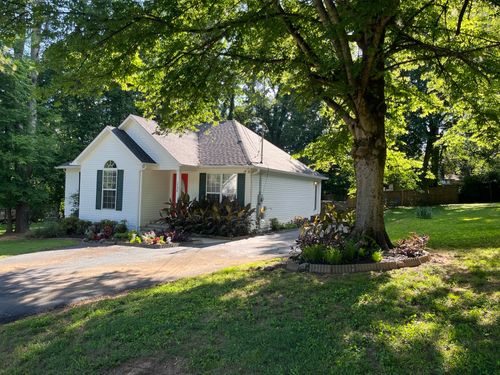1706 Hillview Dr, Columbia, TN, 38401-3538 | Card Image