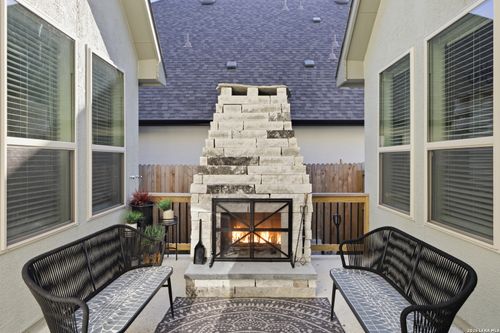 1817 Durham Park, Bulverde, TX, 78163-2579 | Card Image