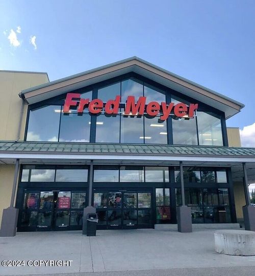 3755 Airport Way, Fairbanks, AK, 99709-4610 | Card Image