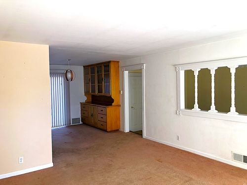 603 Julie Dr, Gallup, NM, 87301 | Card Image