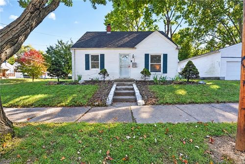 792 Caddo Ave, Akron, OH, 44305-1118 | Card Image