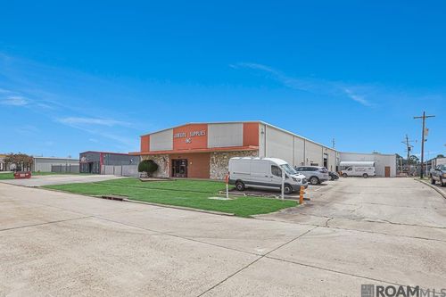 4417 S Jeffrey Dr, Baton Rouge, LA, 70816-7101 | Card Image