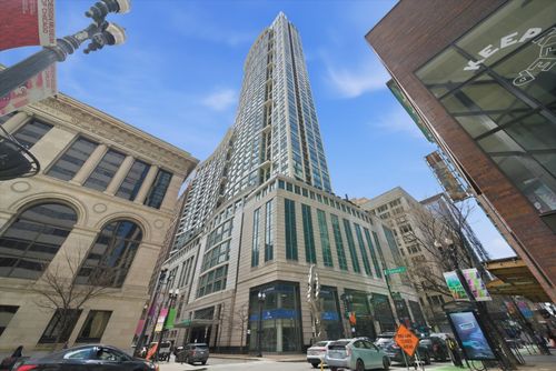 apt-2710-130 N Garland Ct, Chicago, IL, 60602-4790 | Card Image