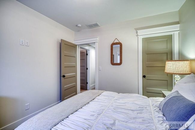6353 E Tower Castle Loop, House other with 5 bedrooms, 3 bathrooms and 3 parking in Ammon ID | Image 65