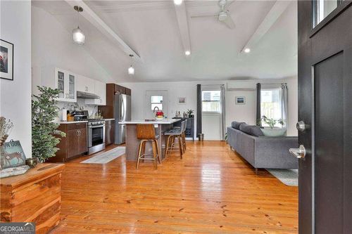 2037A Lively Ridge Rd Ne, Atlanta, GA, 30329 | Card Image