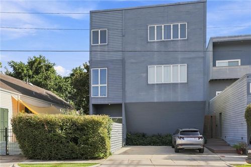 a-5301 Laurel St, New Orleans, LA, 70115-1985 | Card Image